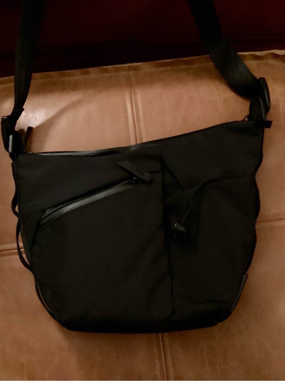 Alpaka Flow Satchel Bag 2L Black | Axoflux 210D